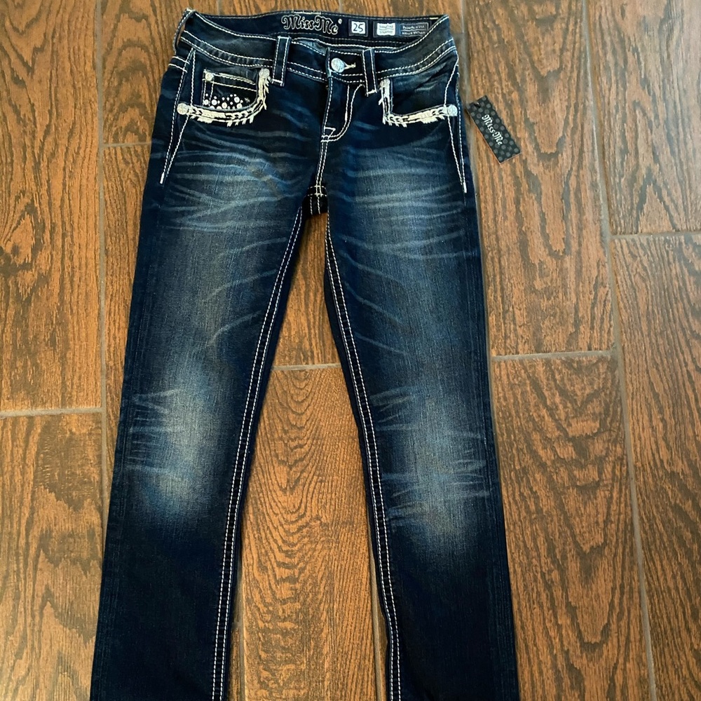 Size 25 miss me jeans